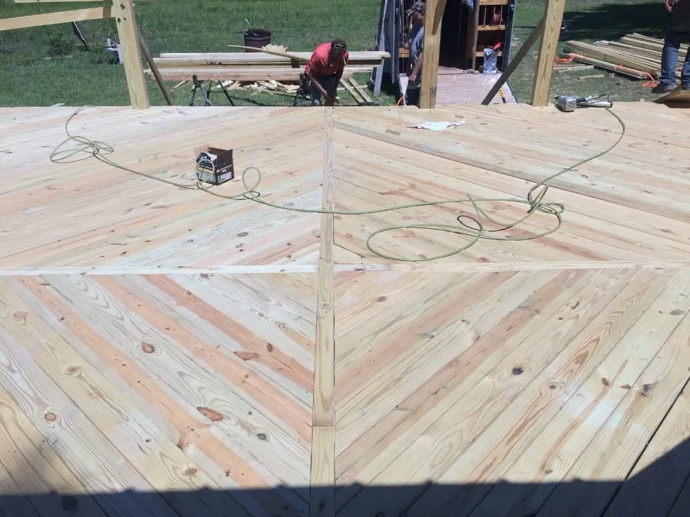Trusted residential roofing service in Grand Ridge, FL - S&J Construction Services