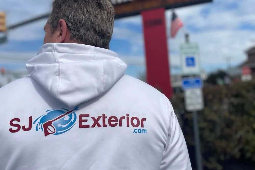 Slide of SJ Exterior