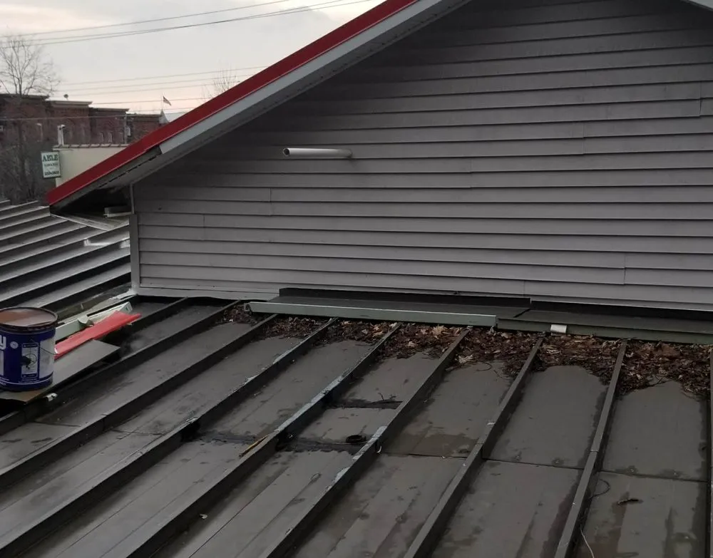 Slide of SJS Contracting And Decks