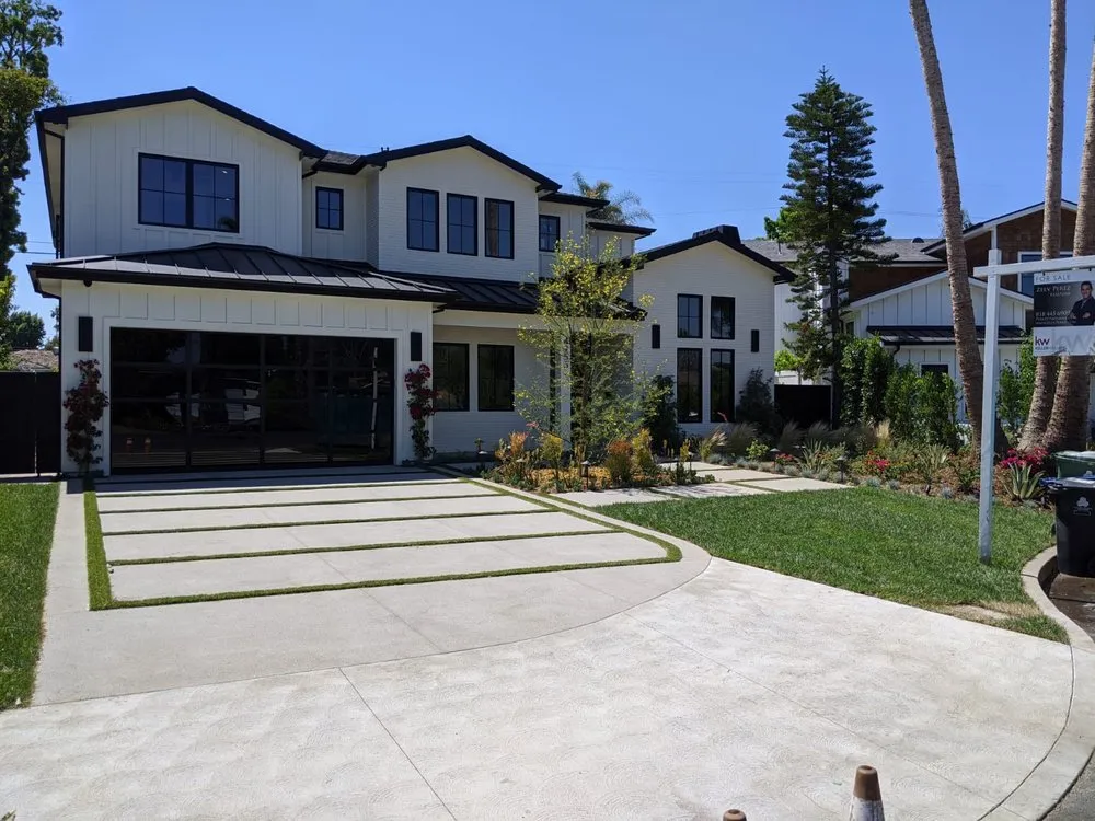Expert shingle roofing service for homes across Playa Del Rey, CA - SJZ Construction & Remodeling