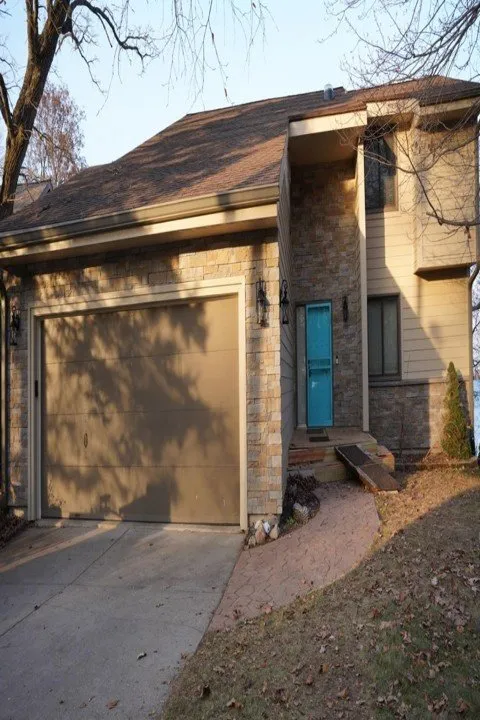 Top-rated roof installation in Lone Rock, WI by SK Construction