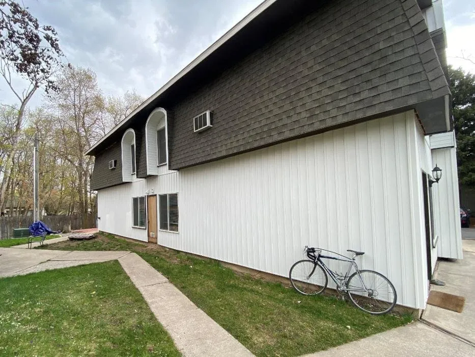 Slide of Skabelund Roofing