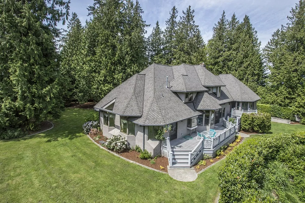Reliable shingle roofing service experts serving Bow, WA - Skagit Roofing