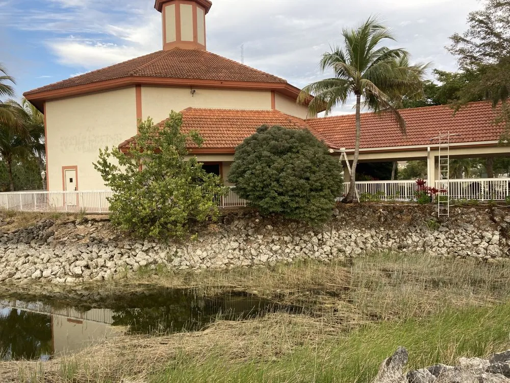 Slide of Skill Roof Cleaning