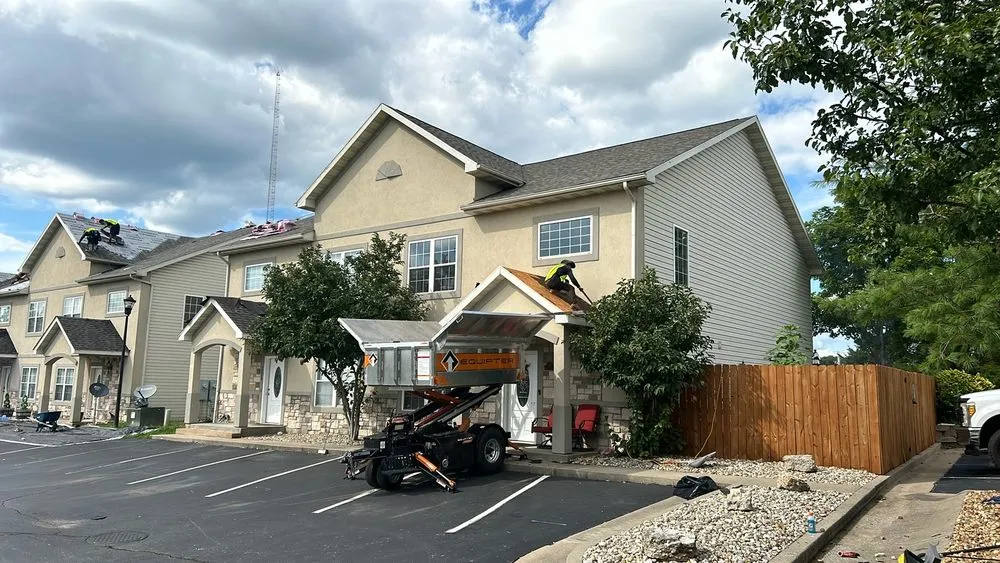 Emergency metal roofing installation in Kaiser, MO by Skinner Roofing