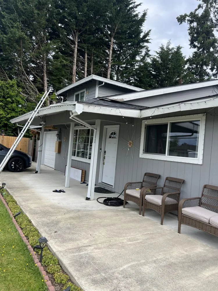 Slide of Sky Roofing Renovations