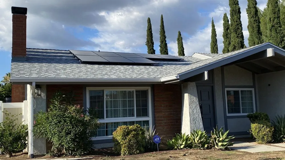 Slide of Sky Solar Pro