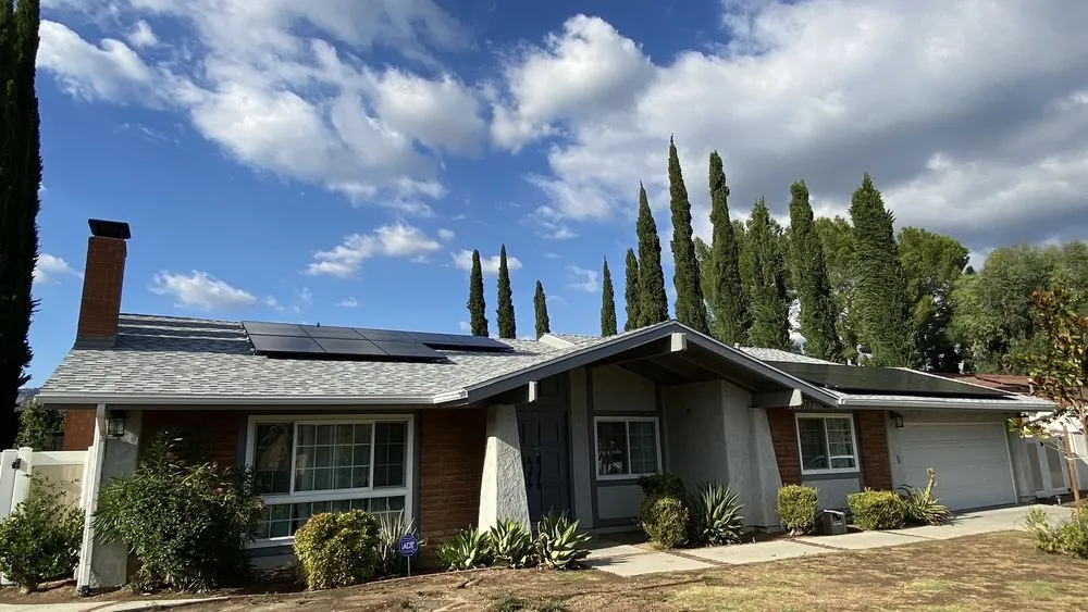 Slide of Sky Solar Pro