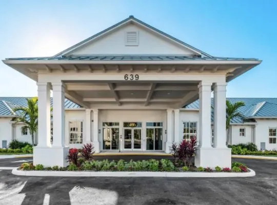 SkyDome Construction Logo