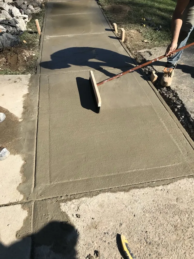 Slide of Skyline 1 Contracting