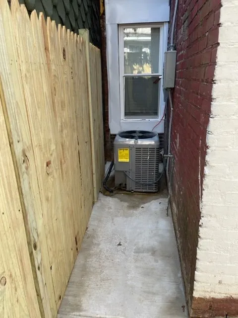 Slide of Skyline 1 Contracting