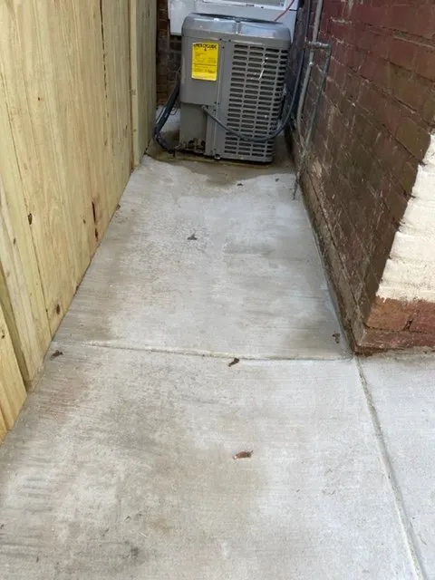 Slide of Skyline 1 Contracting