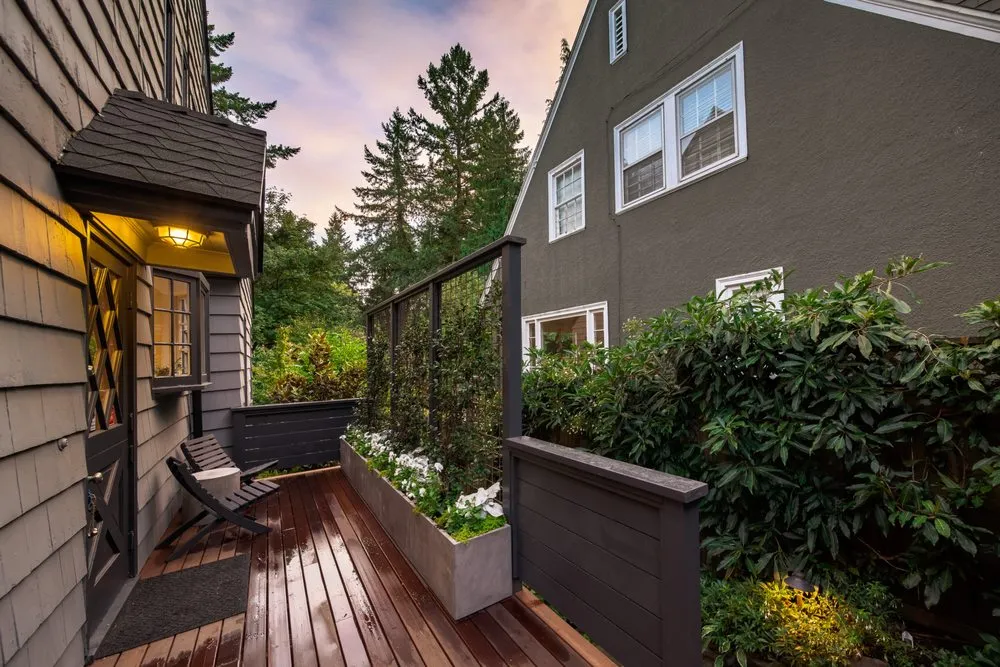 Slide of Skyline Exteriors