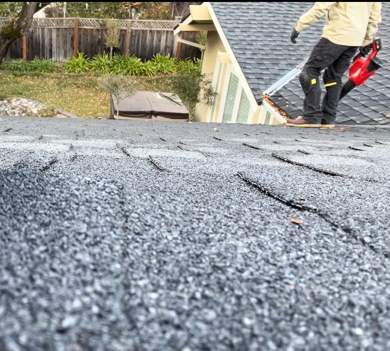 Slide of Skyline Gutter Protection