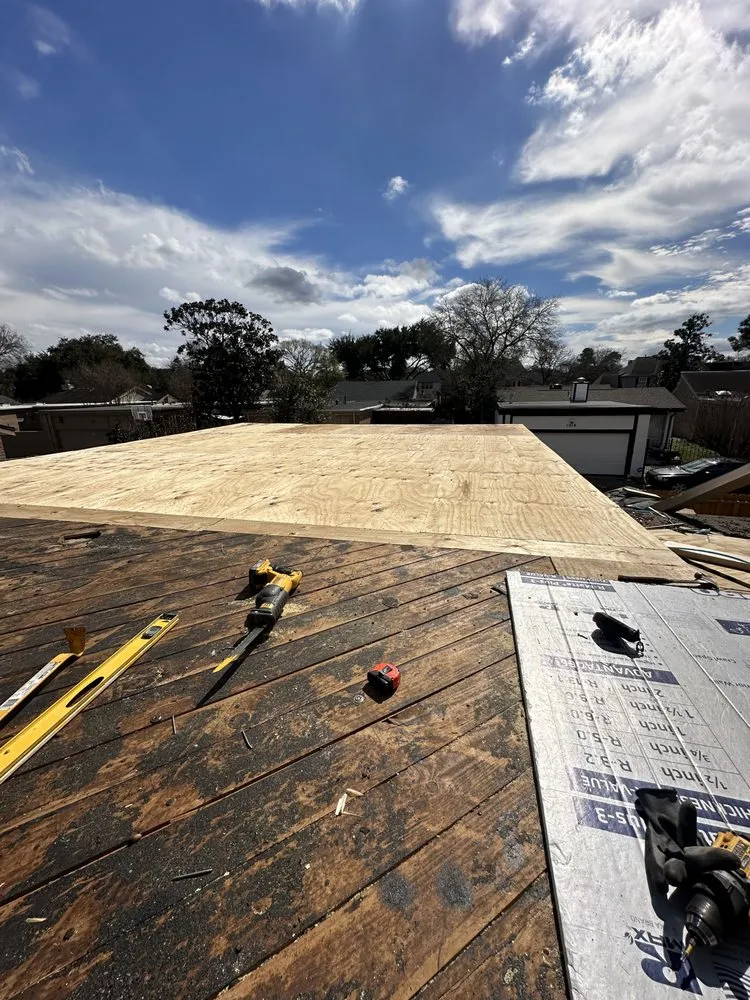 Slide of Skyline Roofing & Outdoor Living