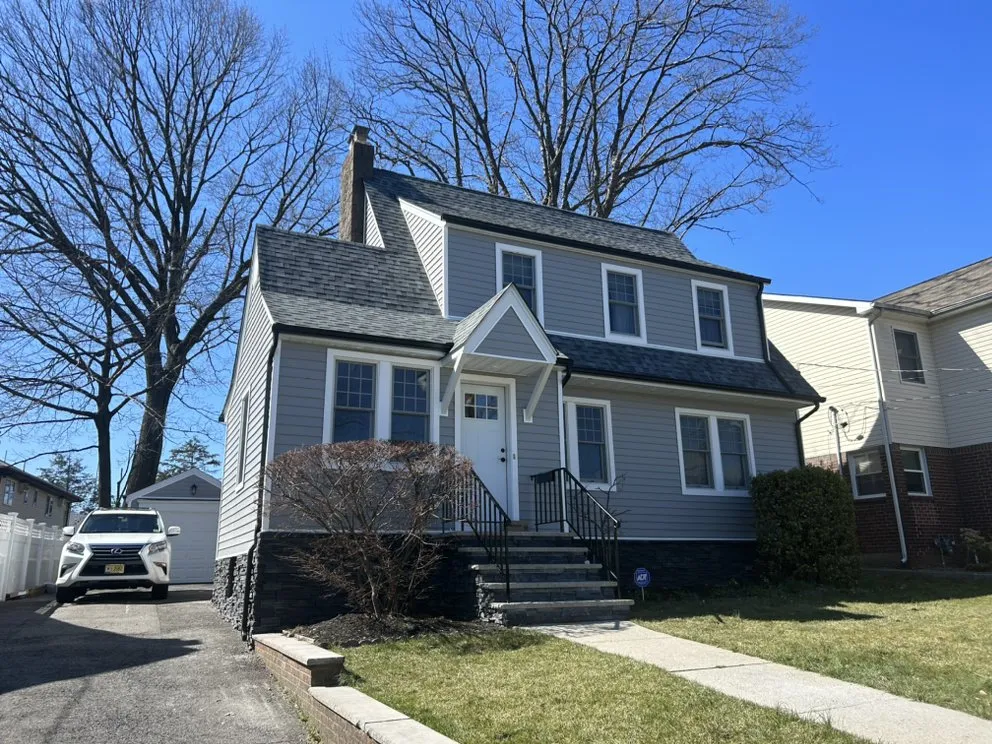 Slide of Skyline Roofing & Siding