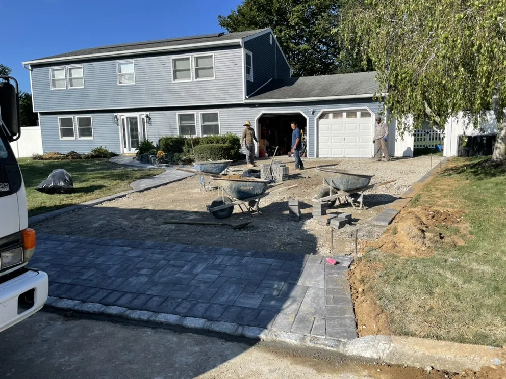 Slide of Skyline Roofing & Siding