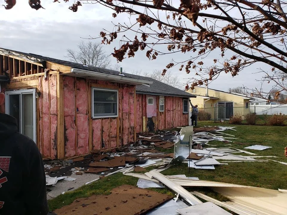 Slide of Skyline Roofing & Siding