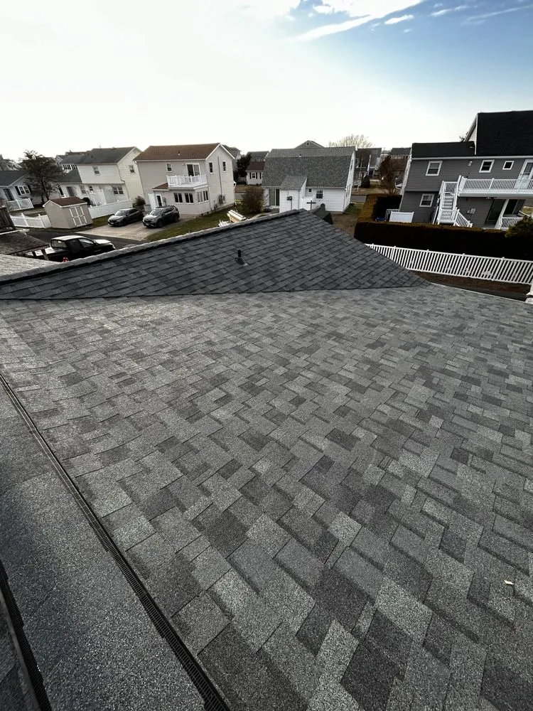 Slide of Skyline Roofing and Siding