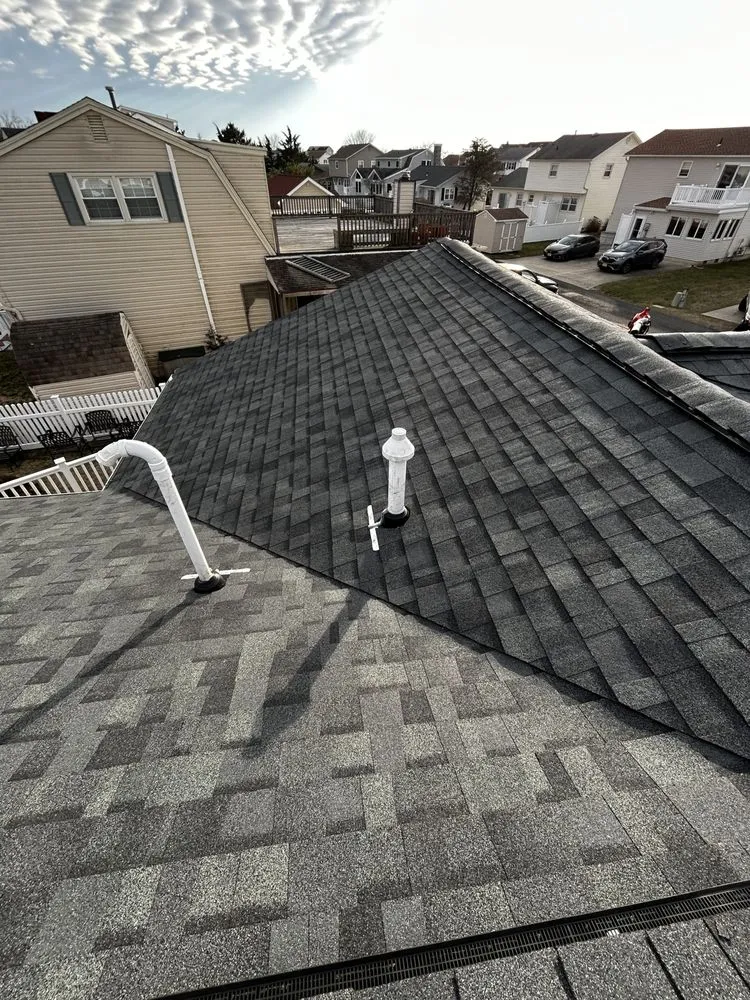 Slide of Skyline Roofing and Siding