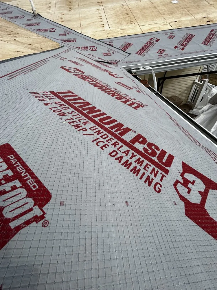 Slide of Skyline Roofing and Siding