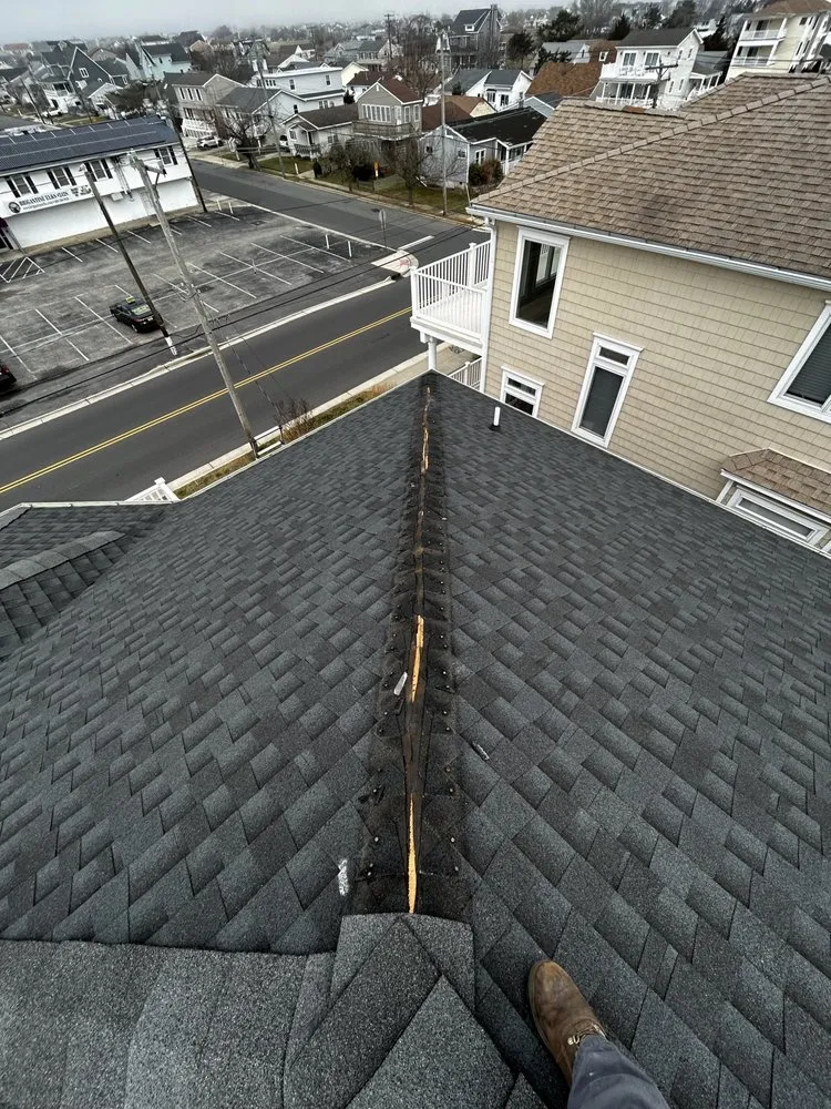 Slide of Skyline Roofing and Siding