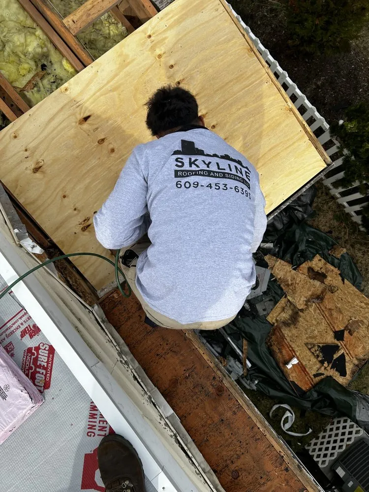 Slide of Skyline Roofing and Siding