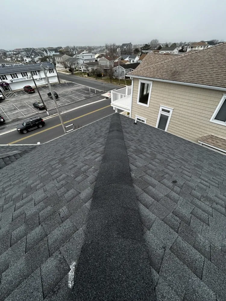 Slide of Skyline Roofing and Siding