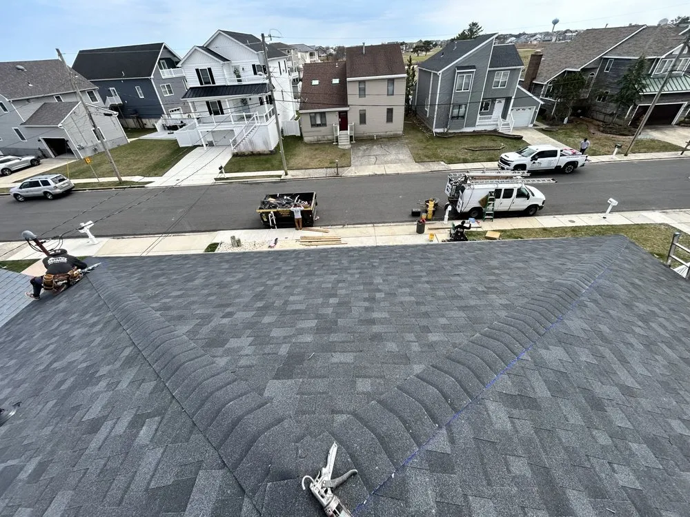 Slide of Skyline Roofing and Siding