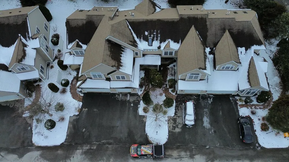 Slide of Skyline Roofing and Siding