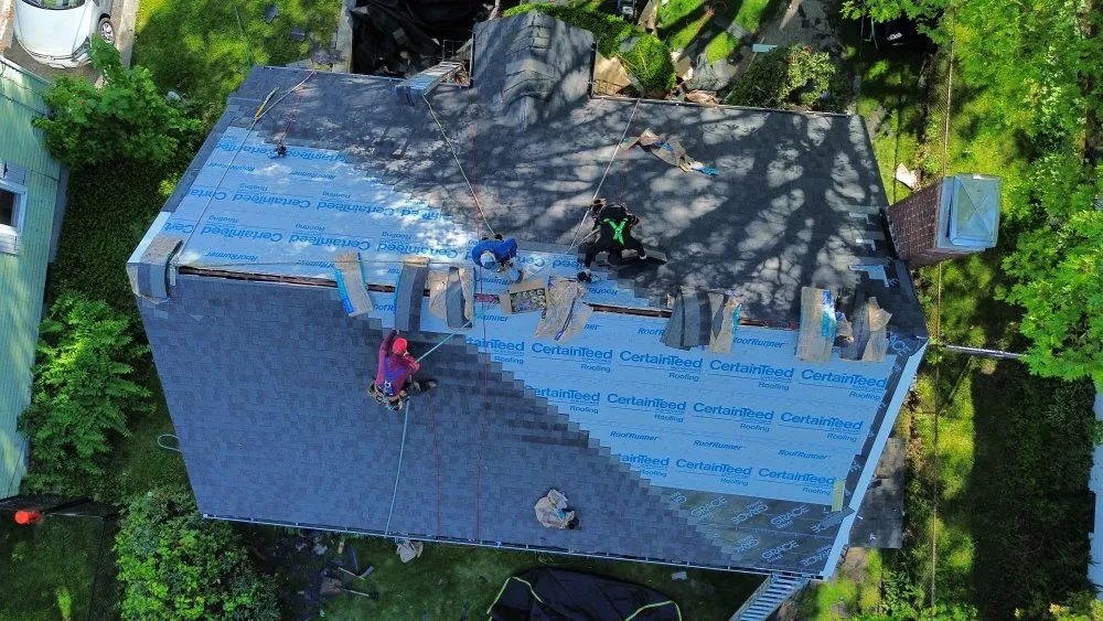 Slide of Skyline Roofing and Siding