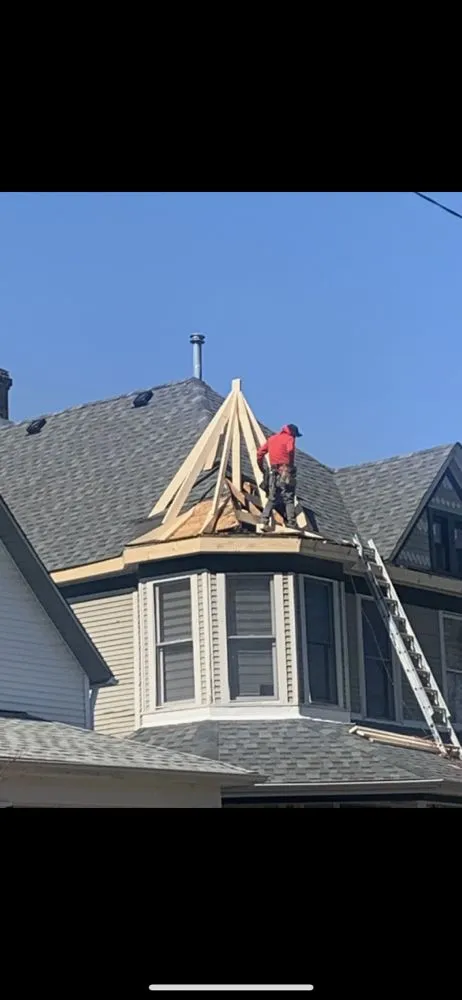 Slide of Skyline Roofing and Tuckpointing