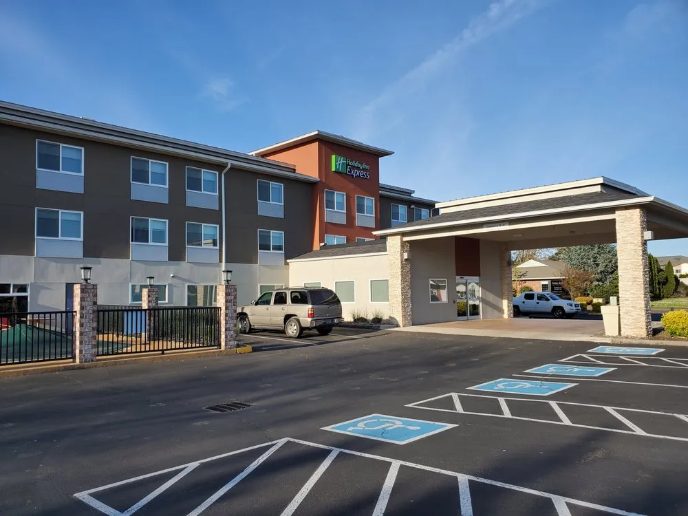 Slide of Skyline Roofing