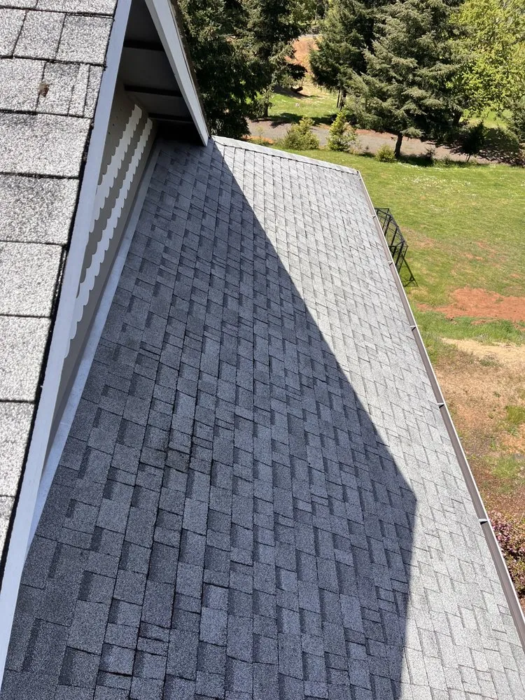 Slide of Skyline Roofing Services