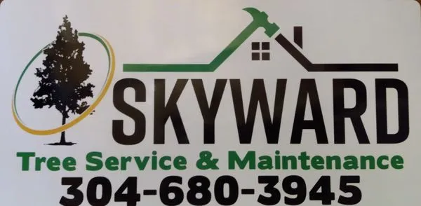 Skyward Tree Service & Maintenance Logo