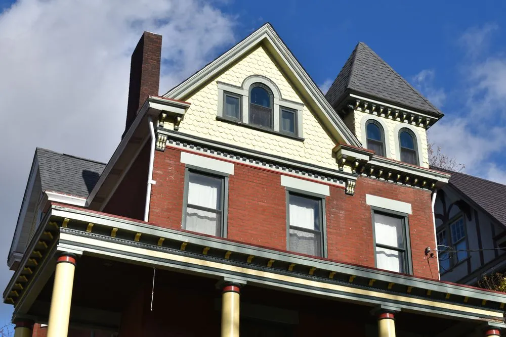 Slide of S&L Remodeling