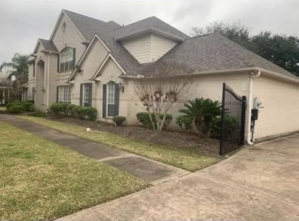 Slide of Sloma Roofing & Restoration