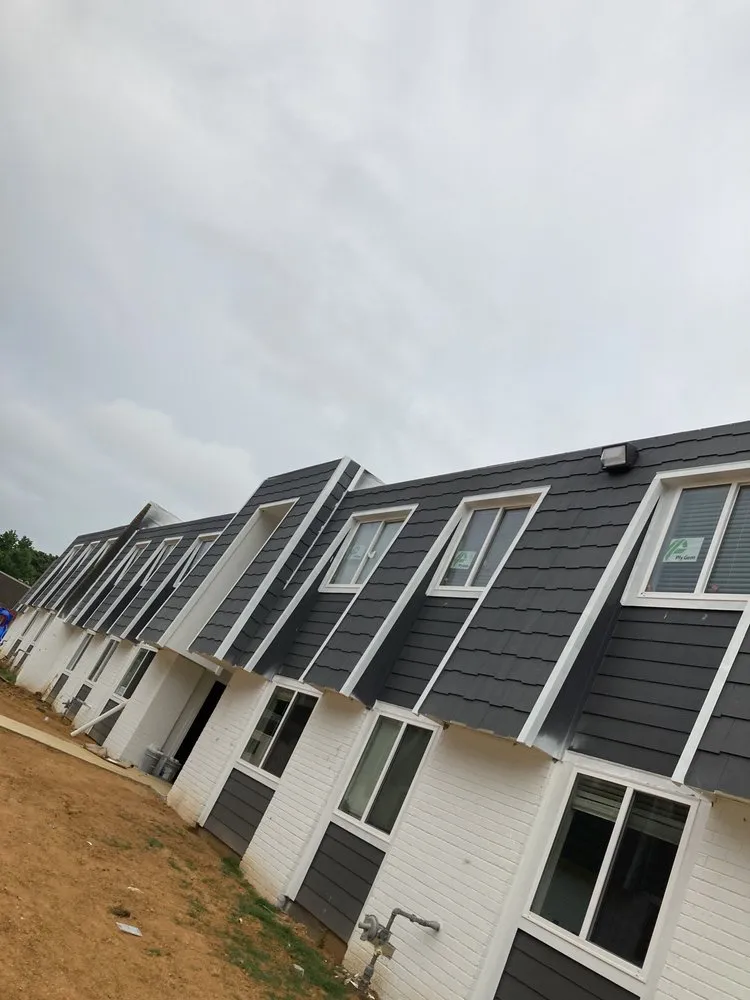 Slide of S&M Construction