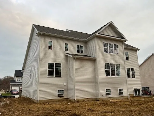 Slide of S&M Contractor