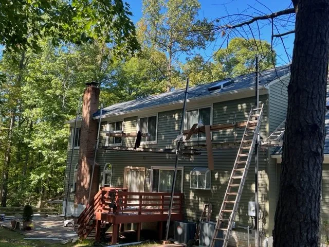 Slide of S&M Contractor