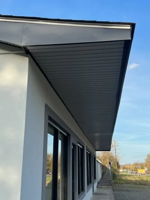 Slide of S&M Contractor