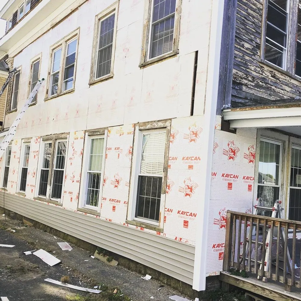 Slide of SM Green Construction