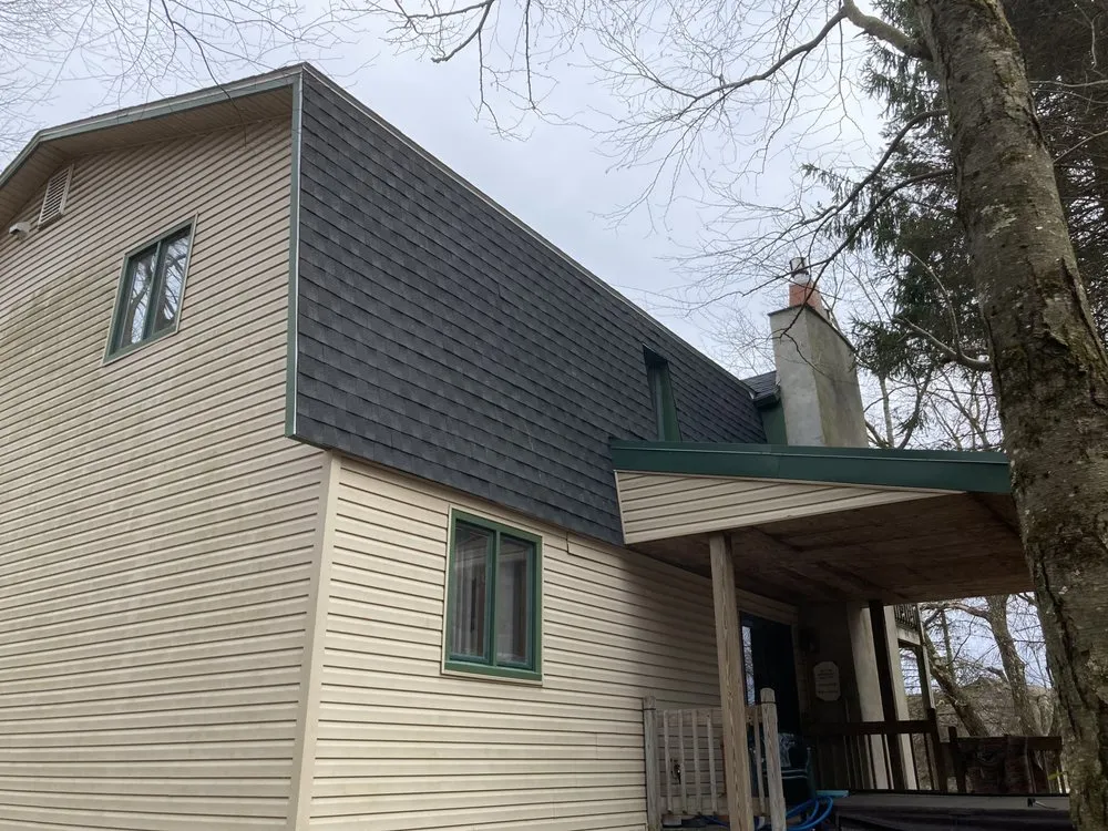 Slide of Smacka Smacka