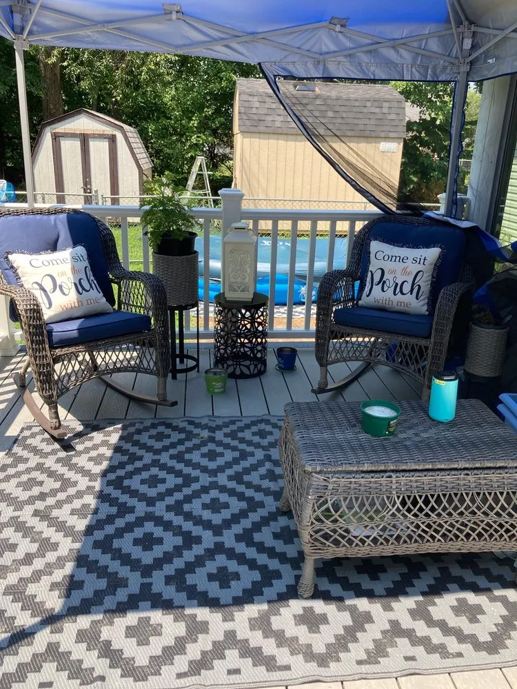 Slide of Smallwood Renovations