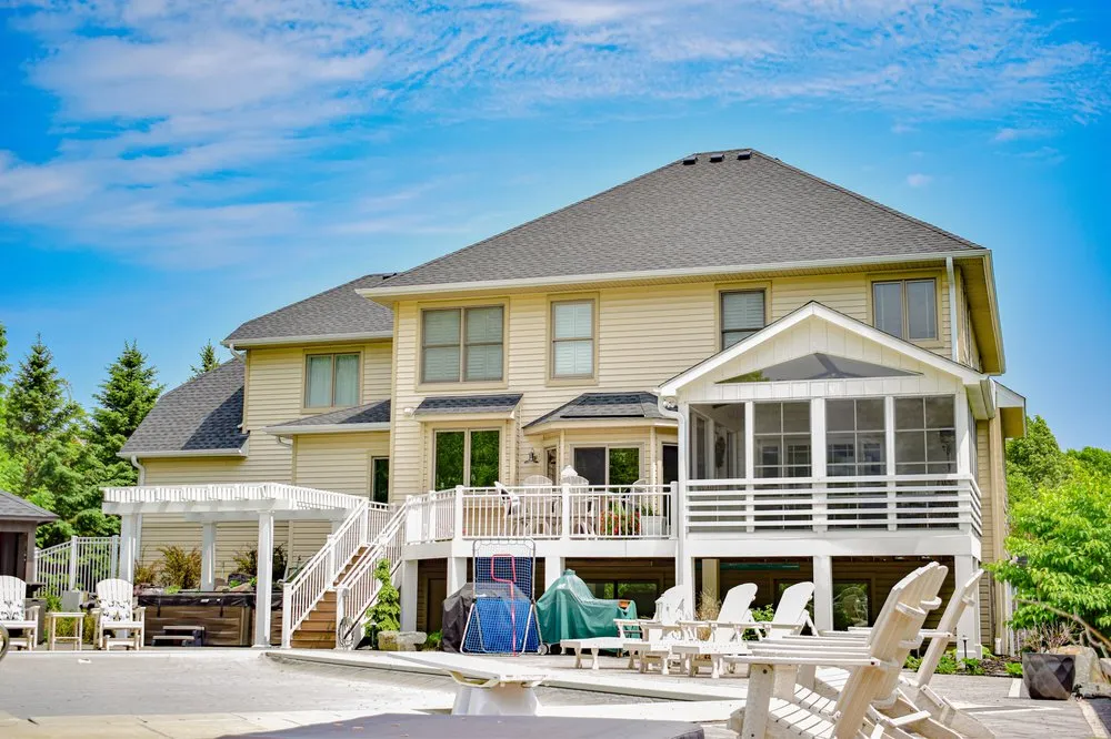 Slide of Smart Builders Group