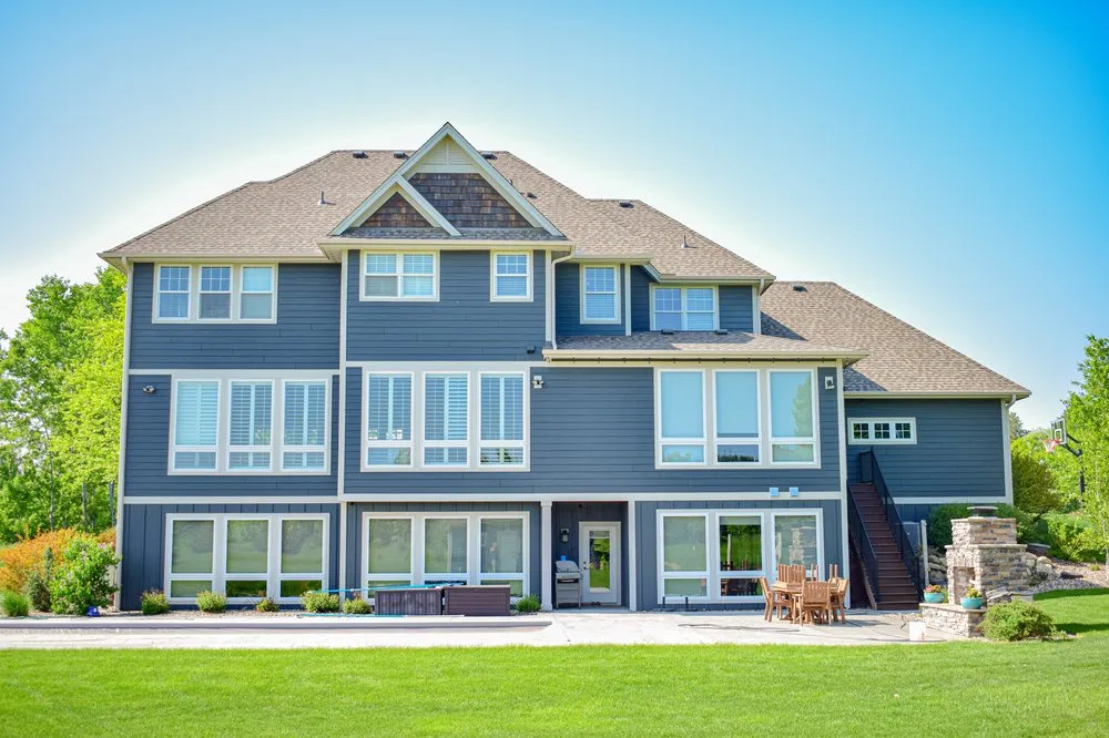 Slide of Smart Builders Group