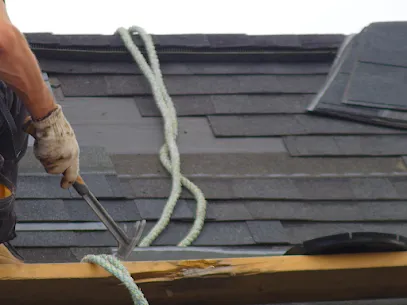 Smart Choice Construction and Roofing Logo