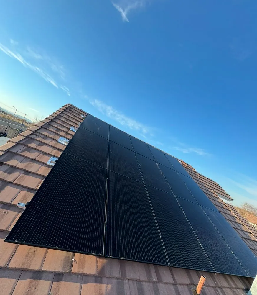 Slide of Smart Choice Solar