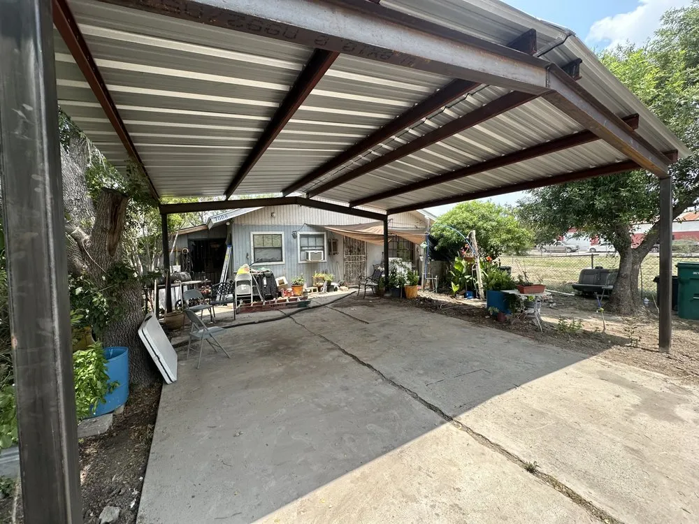 Slide of Smart Roofing Specialist