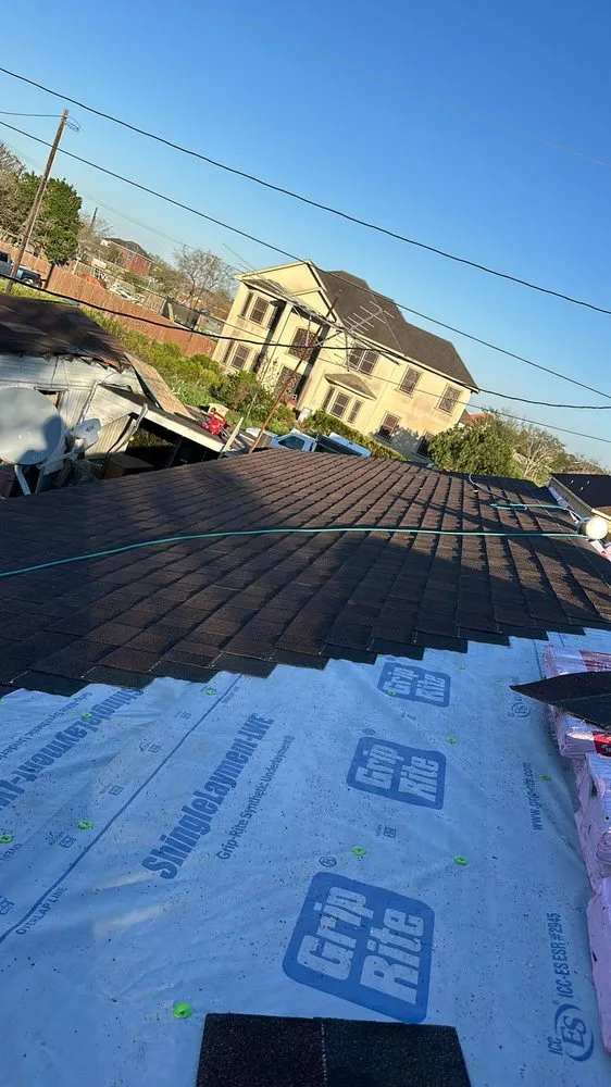 Slide of Smart Roofing Specialist